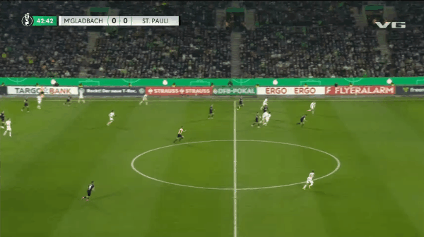 43'卡尔斯破门! 门兴 0- 1圣保利