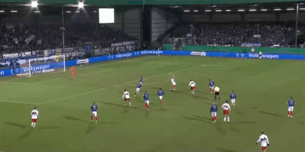 92'卡泽尔破门! 基尔高士丁 0- 3斯图加特