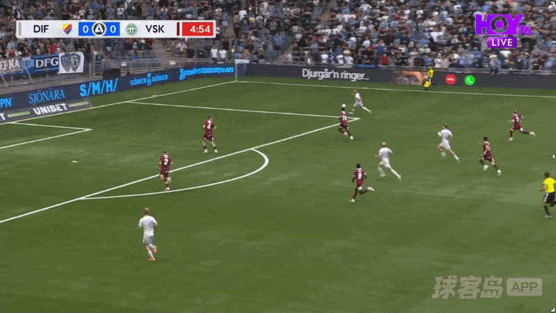5'阿斯隆德破门! 佐加顿斯 1- 0瓦斯特拉斯