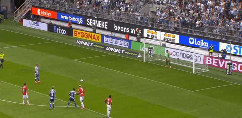 25'拉尔森点球破门! 哥德堡 1- 0代格福什