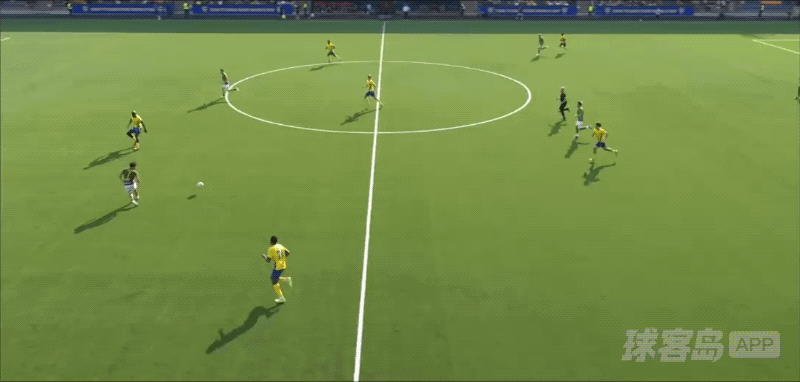53'斯特劳德破门! 赫尔火花 2- 1玛丽港