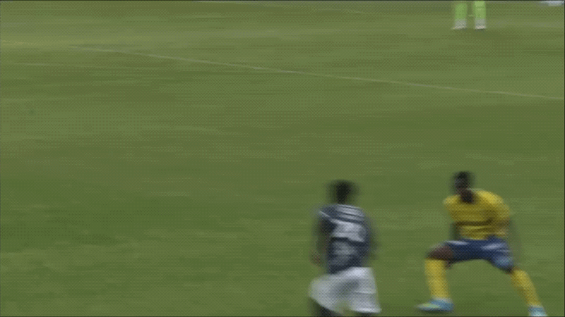 53'贾塔两黄变一红直接罚下! 奥卢 0- 1赫尔火花