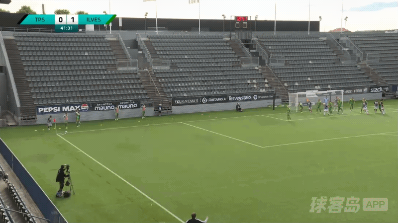 42'赫拉迪基破门! TPS土尔库 1- 1埃尔维斯