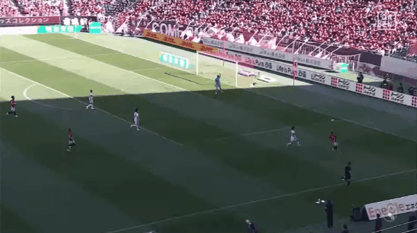 14'肥田野莲治破门! 浦和红钻 1- 0鹿岛鹿角