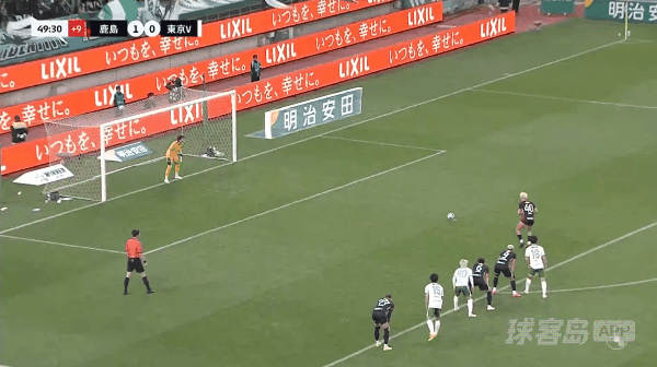 50'铃木优磨点球破门! 鹿岛鹿角 2- 0东京绿茵