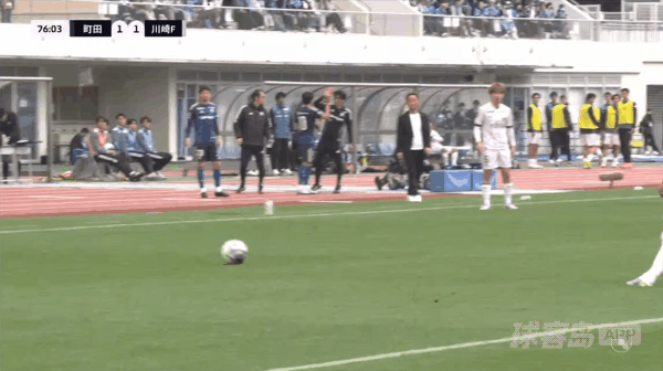 78'埃里克惨遭直红! 町田泽维亚 1- 1川崎前锋