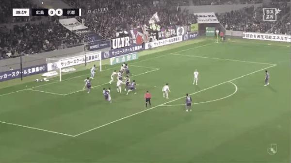 39'荒木隼人破门! 广岛三箭 1- 0京都不死鸟