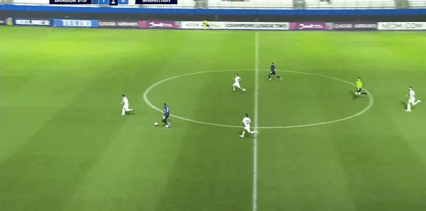 72'阿图尔破门! 曼谷联合队 2- 0麦克阿瑟