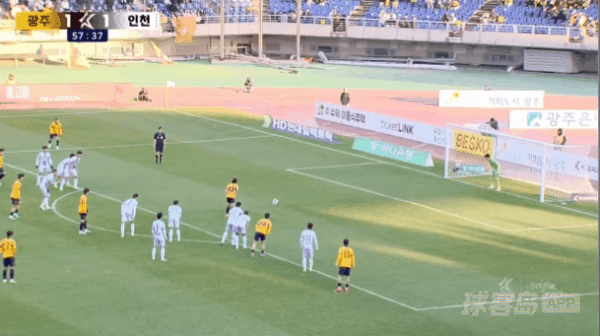 58'申昶武点球破门! 光州FC 2- 1仁川联队