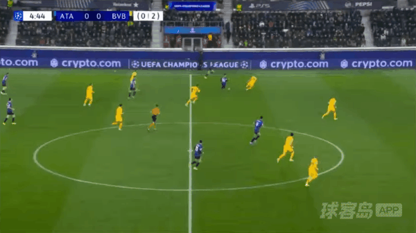 5'斯卡马卡破门! 亚特兰大 1- 0多特蒙德