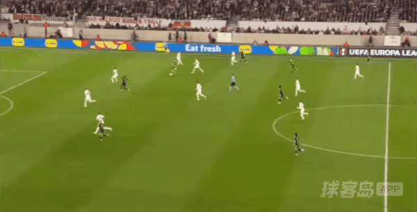 1'麦考万破门! 斯图加特 0- 1凯尔特人
