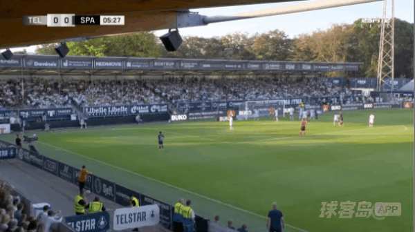 6'杨破门! 特尔斯达 0- 1鹿特丹斯巴达