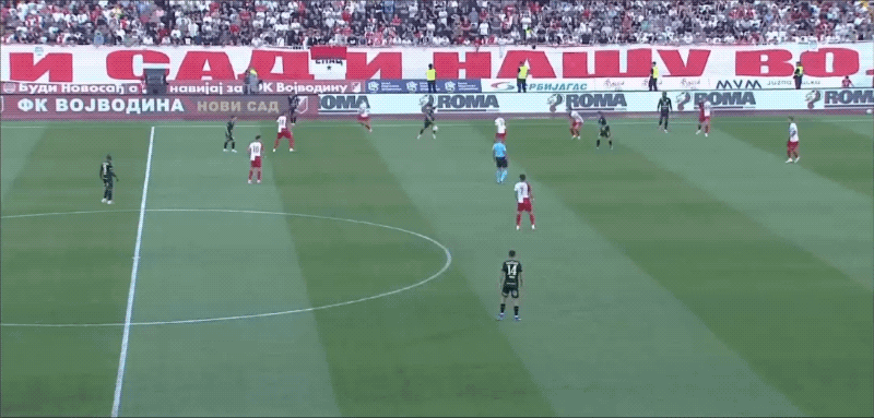 8'扎卡里亚森破门! 沃伊沃迪纳 0- 1费伦茨瓦罗斯