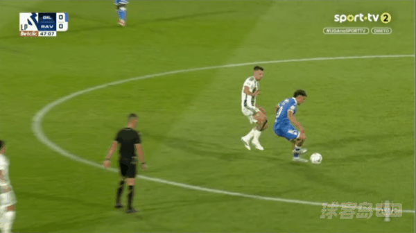 47'恩托伊惨遭直红! 吉维森特 0- 0里奥阿维