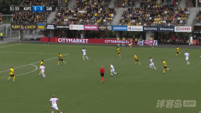 52'西米奇破门! 古比斯 0- 1萨巴赫