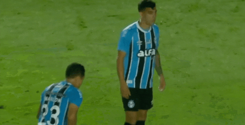 巴甲战报：迪亚兹绝平救主，桑托斯1-1格雷米奥