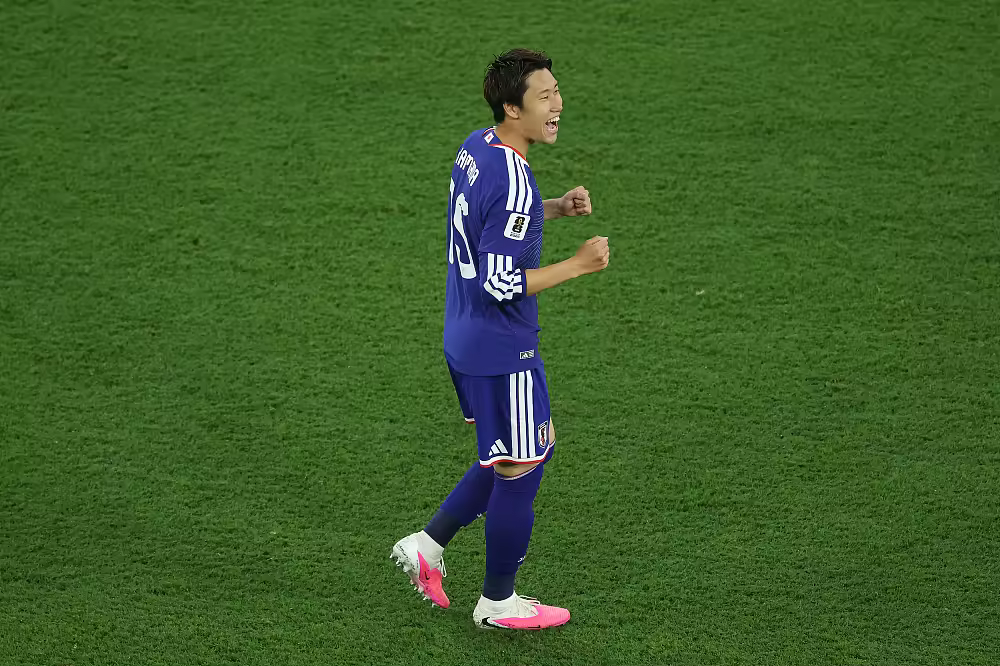 世界杯战报：上田绮世2射1传，日本4-0完胜突尼斯