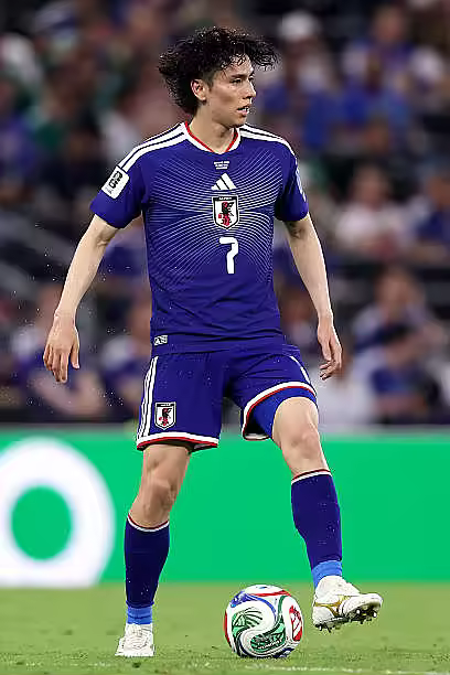 世界杯战报：上田绮世2射1传，日本4-0完胜突尼斯