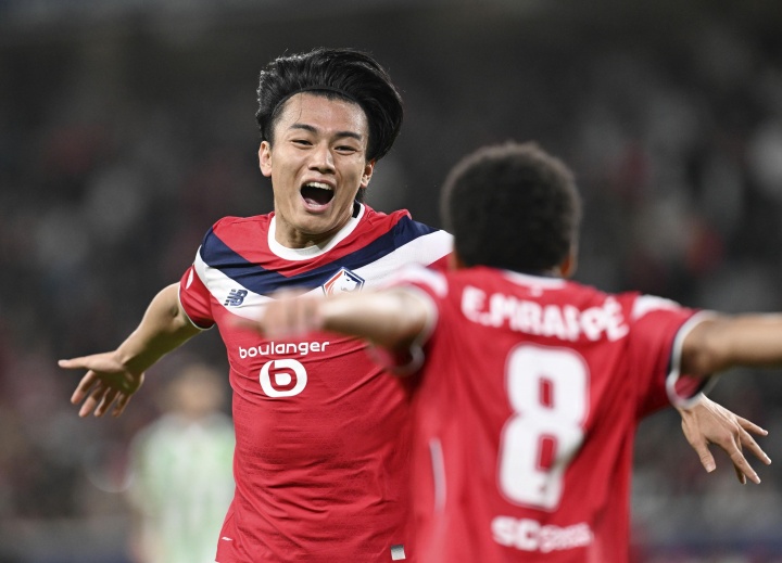 代表里尔6场3球!法媒:上田绮世对阿森纳时足底受伤,将伤缺数周