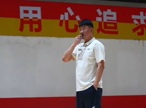 顾全:平常心对待揭幕战 对拉塞尔会重点限制他的投射