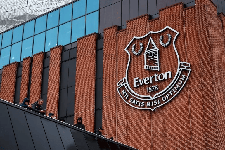 [流言板]TA：弗里德金想10亿卖埃弗顿；冬窗最多买个前锋+别的不投钱