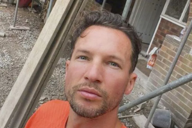 丹尼·德林克沃特怒斥球迷嘲笑 喜欢在建筑工地工作，这是我的选择