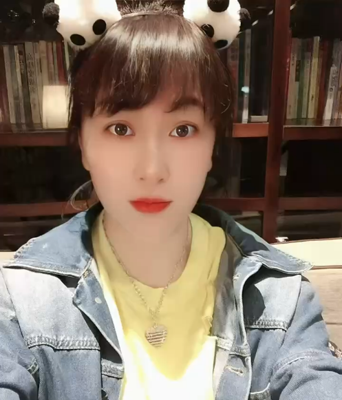 喜鹊评球