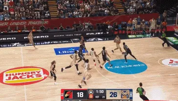 NBL常规赛手感火热麦克维半场9中7得18分太攀蛇领先老鹰7