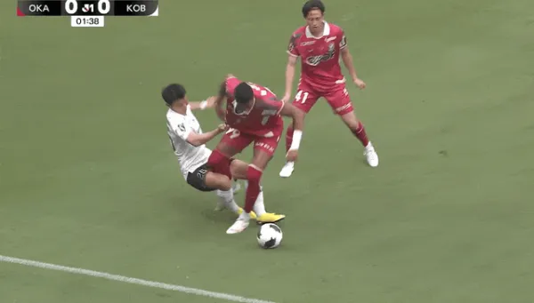 日职联战报大迫勇也双响图勒破门神户三比零冈山