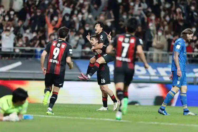 亚冠精英002前瞻：鹿岛鹿角冲击三连胜 浦项制铁力争首分